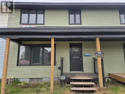 3-Bedroom Townhouse in a Prime Location! This well-maintained 3-bedroom, 1.5-bath townhouse offers a...