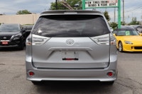 LOW KM SAFETY CERTIFICATION INCLUDED IN THE PRICE The Toyota Sienna SE 8-Passenger Family Ready & Fu... (image 5)