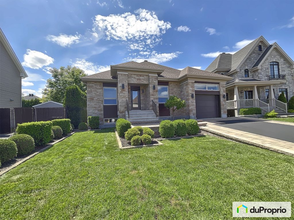 $799,900 - Bungalow for sale in Ste-Marthe-Sur-Le-Lac — photo 3