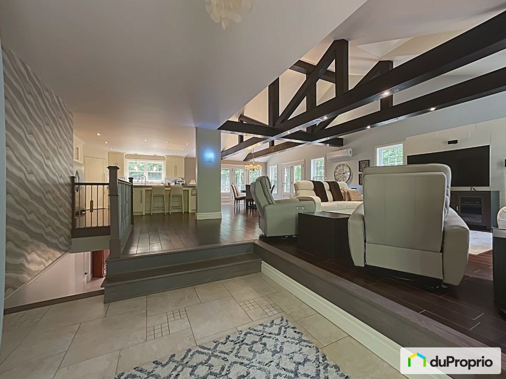 $872,000 - Bungalow for sale in Drummondville (St-Nicéphore) — photo 3