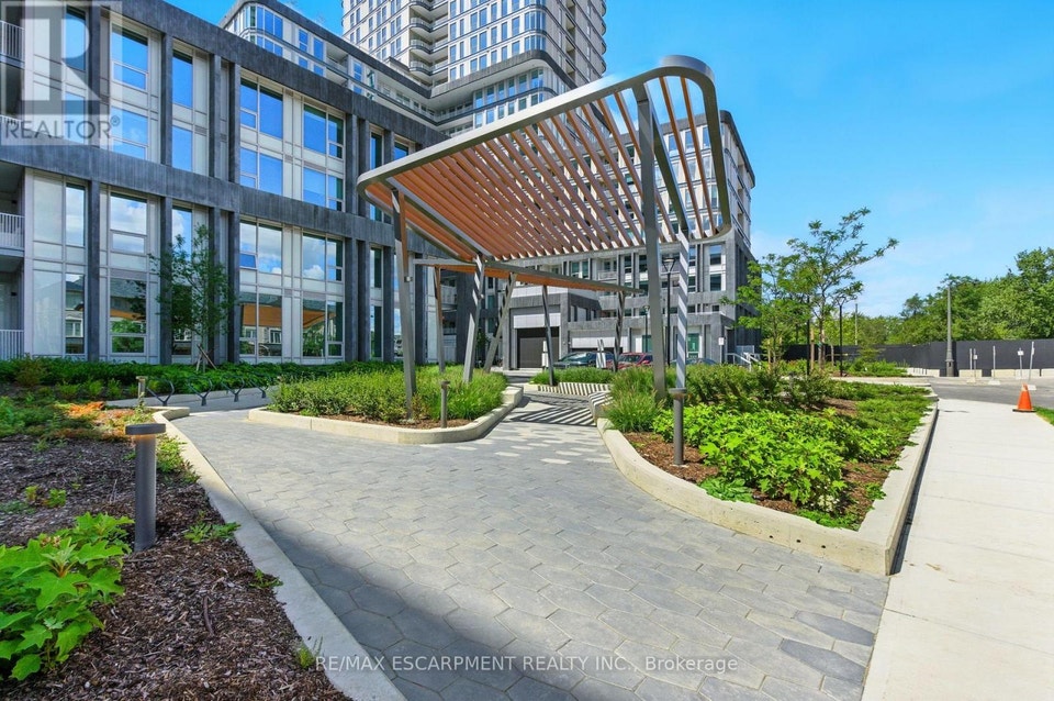 820 - 3240 WILLIAM COLTSON AVENUE Oakville (JM Joshua Meadows), 2