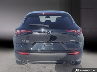 2023 Mazda CX-30 Le Mazda CX-30 GS AWD 2023 se démarque par son design extérieur raffiné, combinant... (image 3)