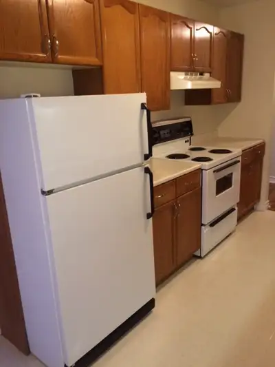 2 BDRM 578 Forest Hill Road $1,595 Available Immediately!