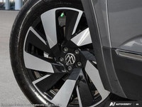 This Volkswagen Atlas Cross Sport boasts a Intercooled Turbo Premium Unleaded I-4 2.0 L/121 engine p... (image 7)