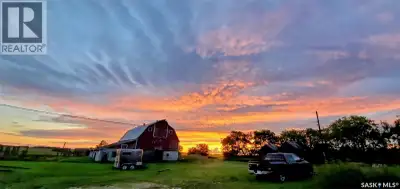 Behold a gorgeous setting to build your dream acreage on the prairies! Only 5 minutes from the highw...