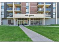 175 Park St: Fall Into Savings: Lease Now & Get 1 Month FREE on a 13-Month Lease! Open House: Thursd... (image 6)