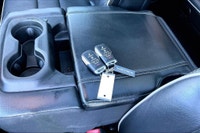 5.7 L 8 Cyl Engine Vehicle Options: Panoramic Roof, Sunroof, Blind Spot Monitoring, Apple Or Android... (image 8)