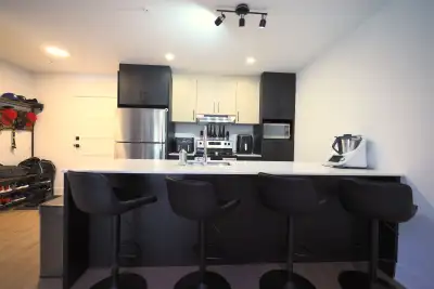 Logements à louer – Le Dennis, Longueuil 1271 rue Desaulniers, à proximité du métro Longueuil Projet...