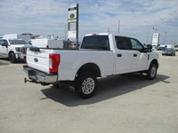 6.2 L V8, F250, GAS, 6.75 ft box, 4x4, automatic, air conditioning, cruise control, tilt steering, p... (image 4)