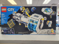 LEGO Lunar Space Station 60349 - BRAND NEW