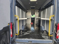 Perfect Auto CLEAN CARFAX - EXTENDED - HIGH ROOF - 3.5 L GAS - DIVIDER - SHELVING - BACK UP CAMERA -... (image 4)