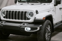 Experience legendary capability and modern comfort with the 2024 Jeep Wrangler Sahara, now available... (image 7)