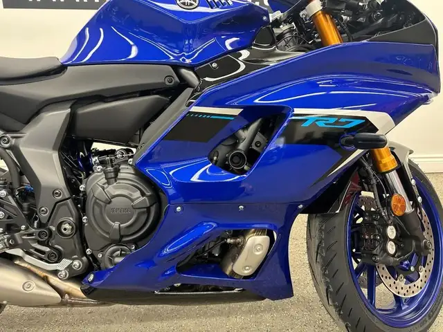 2025 Yamaha YZFR7ASL R7 - V6496NP - -No Payments for 1 Year** in Sport Bikes in Markham / York Region - Image 14