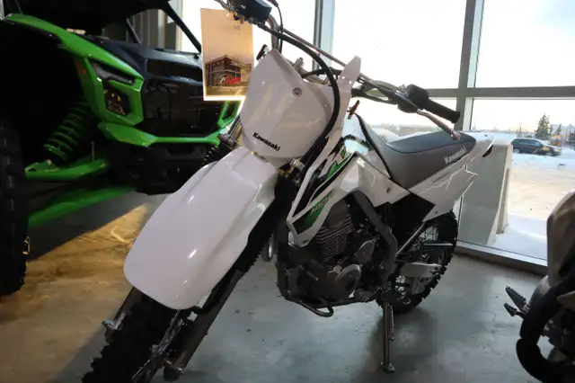2026 Kawasaki KLX140R in Dirt Bikes & Motocross in Edmonton - Image 6