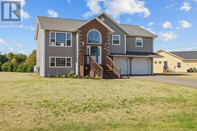 73 BONAVISTA Avenue Stratford, Prince Edward Island in Houses for Sale in Charlottetown - Image 4