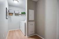 Broadstreet's Vista Pointe offers 1, 2, and 3 bedroom pet friendly apartments for rent, set in the h... (image 6)