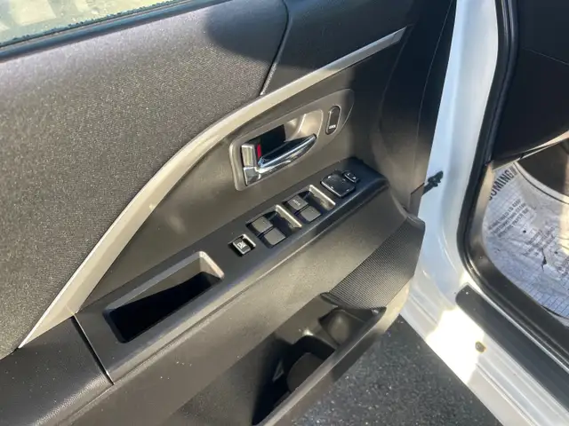 2016 Mazda 5 GS 6 Passenger, Easy on Fuel in Cars & Trucks in Dartmouth - Image 13