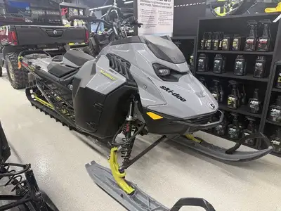 2026 Ski-Doo Summit Adrenaline with Edge Package 850 E-TEC 165 H_Alt Powder 3.0_Grey -- $500 CASH RE...