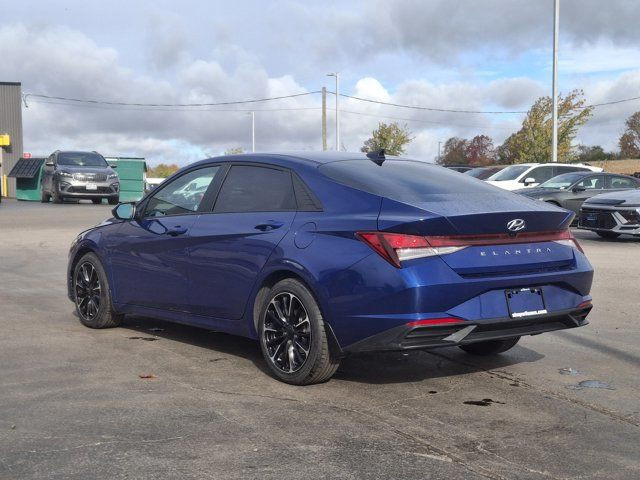 2022 Hyundai Elantra Preferred Tech | Sunroof | Heated Seats + in Cars & Trucks in Guelph - Image 3