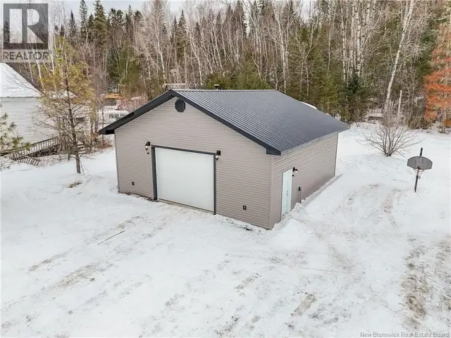 99 Route 107 Nashwaak Bridge, New Brunswick in Houses for Sale in Fredericton - Image 7