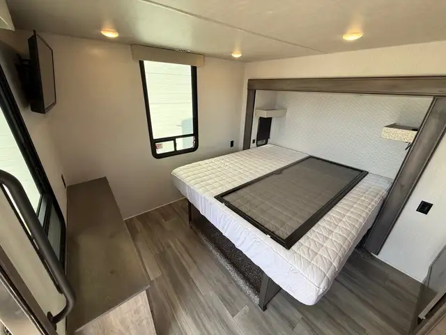 2022 Forest River Cedar Creek Cottage 40CDL in Travel Trailers & Campers in St. Albert - Image 25