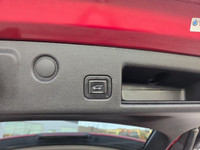 The 2019 Chevrolet Equinox Premier combines refined style, advanced technology, and everyday versati... (image 6)