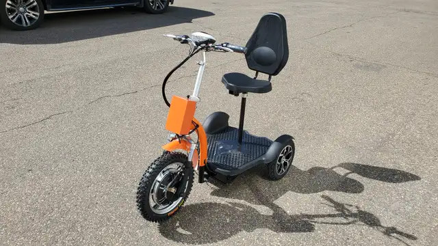 2025 3 wheel new models! Electric Mobility Scooter Alpha M Foldi in Scooters & Pocket Bikes in Edmonton - Image 2