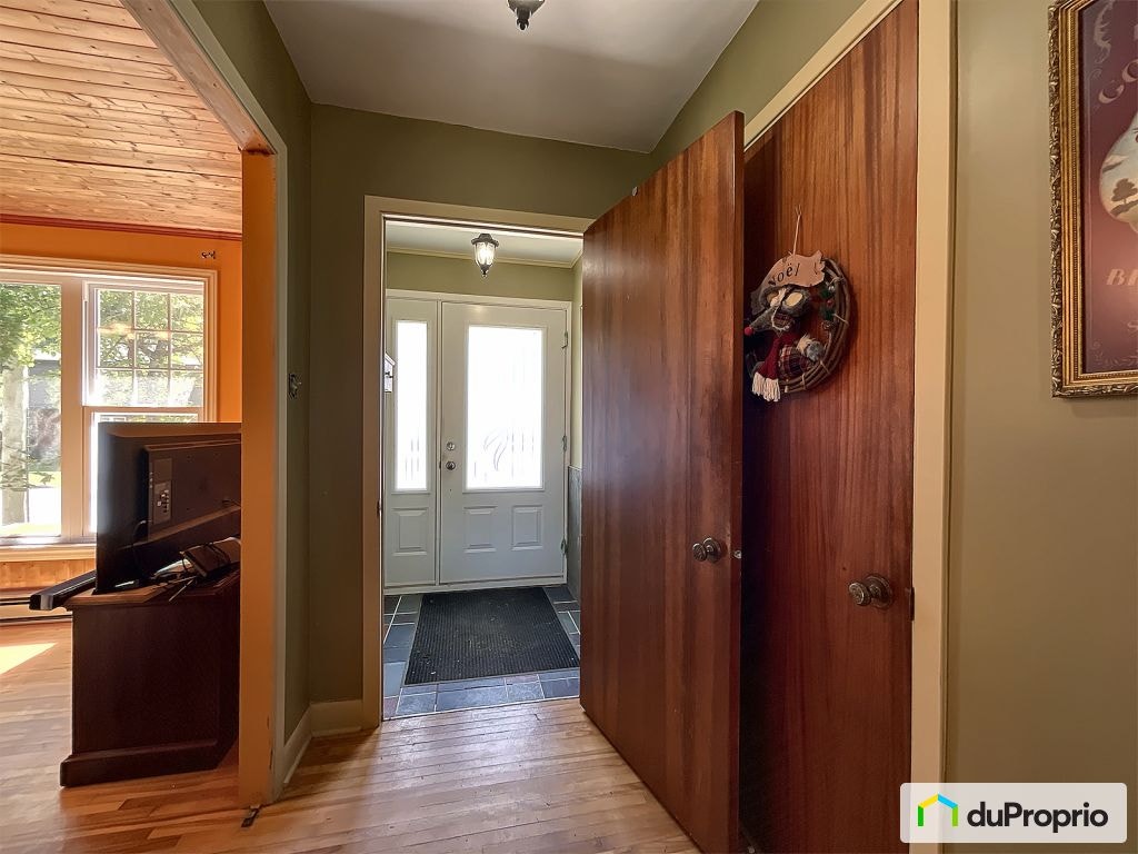 $555,000 - Bungalow for sale in Ste-Foy — photo 2