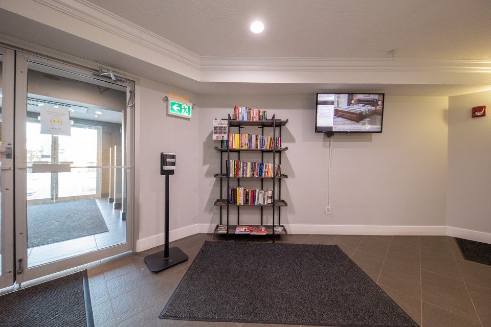 Eaglemont Manor - Beautiful 2 Bedroom Apartment with a View Apar 3