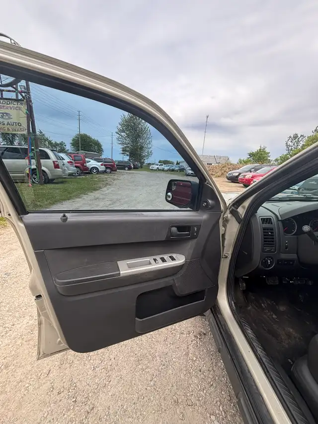 2012 Ford Escape580120282053355525