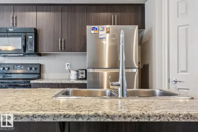 5409 3 AV SW Edmonton, Alberta in Condos for Sale in Edmonton - Image 21