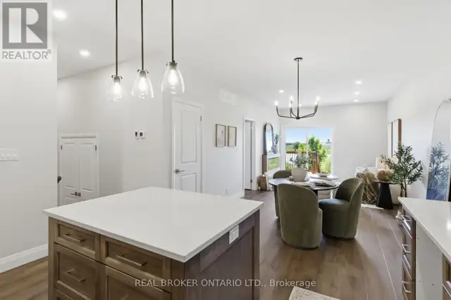 27 - 29 WEYMOUTH STREET Woolwich, Ontario in Houses for Sale in Kitchener / Waterloo - Image 8