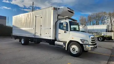 2020 HINO TRUCK 338;Medium Duty Trucks - VAN-REEFER Penske Location 632 BELGRAVE WAY DELTA BC V3M 5R...