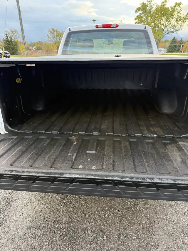 2008 GMC Sierra 1500 - 4WD - ONLY 78000kms!!! in Cars & Trucks in St. Catharines - Image 13