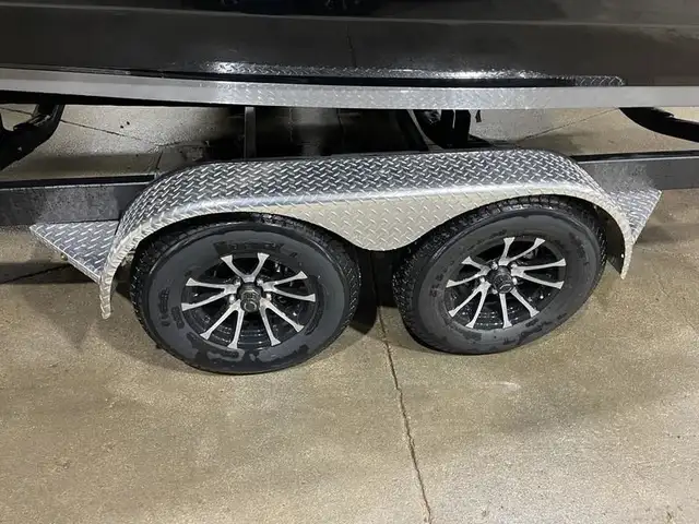 2025 Yamaha Boats 222XE - ADIOS TO SUMMER SALE! in Powerboats & Motorboats in Saskatoon - Image 4