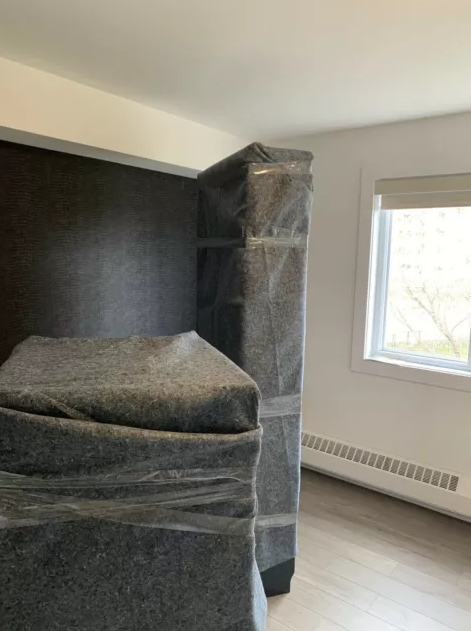 SIMON MOVERS. PROFESSIONAL MOVERS, COLLEGIATE LEVEL ATHLETES in Moving & Storage in Ottawa - Image 5