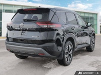 * Intelligent All-Wheel Drive (AWD) * A large panoramic moonroof with a power shade * Heated front s... (image 4)