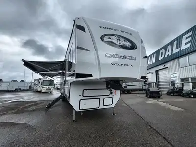 EXCLUSIVE ROCKY MOUNTAIN EDITION!Adventure-Ready. Family-Approved.Prepare to explore in style and co...