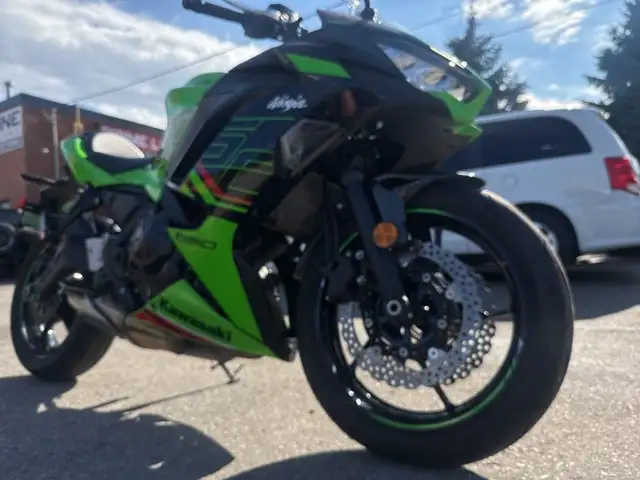 2024 Kawasaki Ninja 650 ~ NINJA 650 ~ ABS ~ KRT EDITION ~ NICE B in Sport Bikes in City of Toronto - Image 30