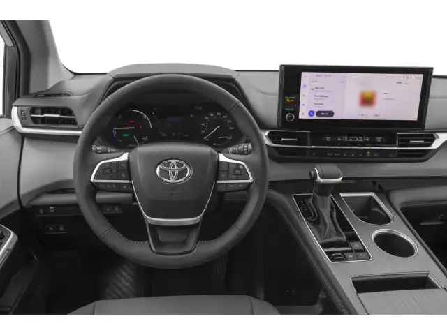 2026 Toyota Sienna XLE 8-Passenger in Cars & Trucks in Markham / York Region - Image 5