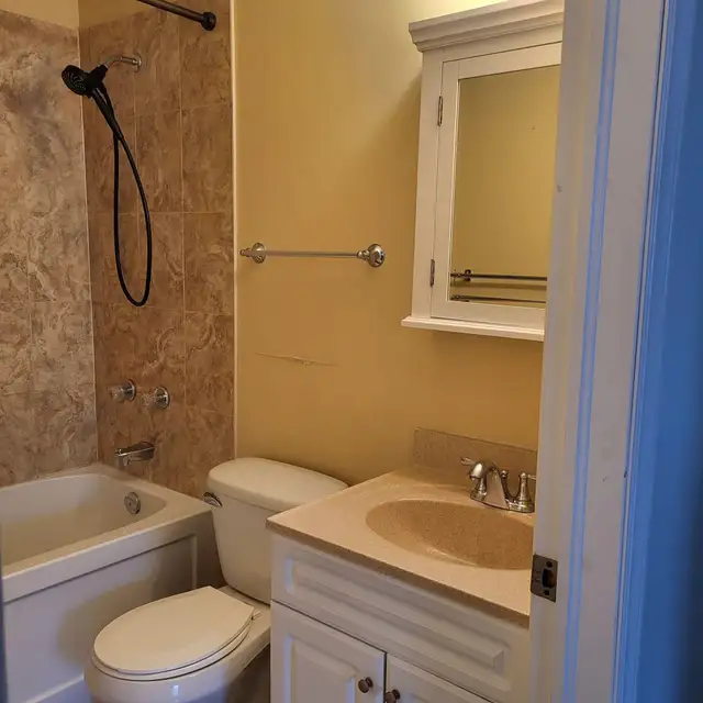 70 Pitt St, #5 in Long Term Rentals in Saint John - Image 9