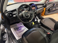 WOW! WHAT A CAR! BMW/MINI DEALER TRADE-IN! LOCAL ONTARIO CAR! SERVICE RECORDS! 3 DOOR COOPER 1.5L 3... (image 8)