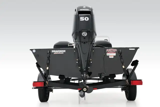 2026 TRACKER Bass Tracker Classic XL Fishing boat in Powerboats & Motorboats in Prince Albert - Image 6