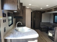 **OFF SEASON CLEAR OUT SALE ON NOW, WHOLESALE PRICING DIRECT TO CUSTOMER ON ALL RVS. DO NOT HESITATE... (image 7)