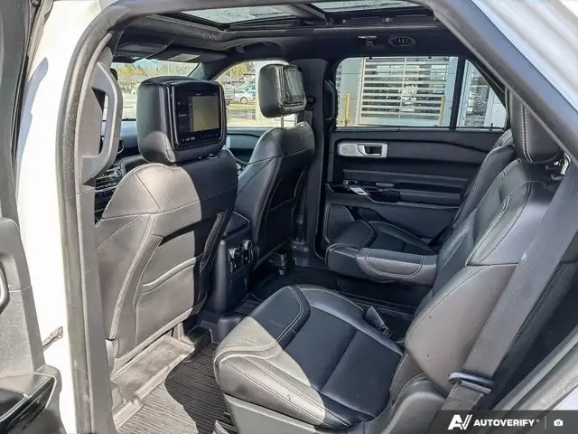 2022 Ford Explorer ST in Cars & Trucks in Tricities/Pitt/Maple - Image 28
