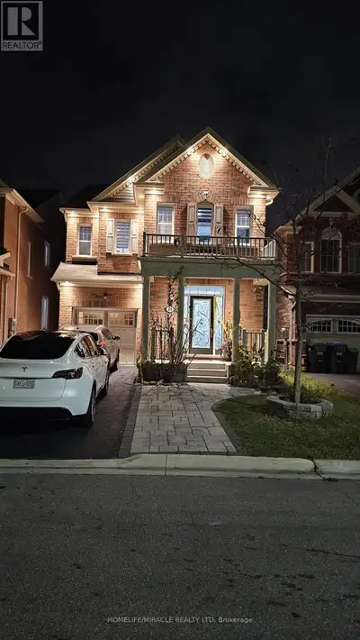 Beautiful Detached home in Highly desirable Northwest Community of Brampton with High school rating....
