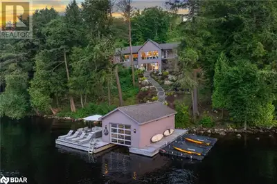 124 Claren Crescent Is On Pristine Shores & Known For Its High-End Waterfront Lake Houses In Ashwort...