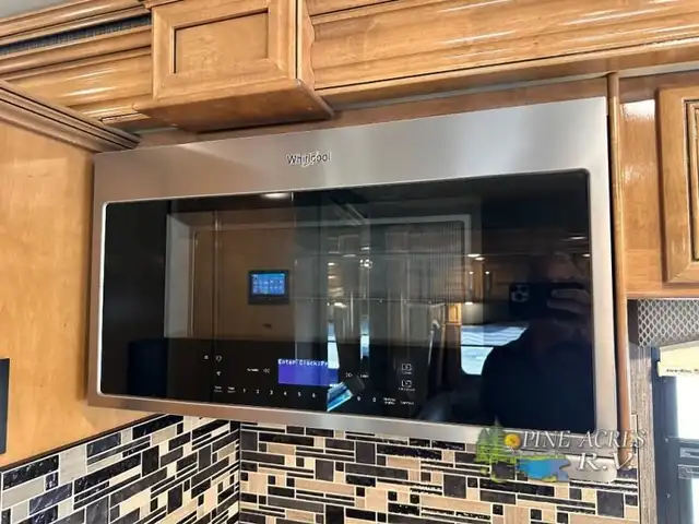 2019 Thor Motor Coach Tuscany 45MX only 020,049 Miles in RVs & Motorhomes in Moncton - Image 33