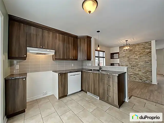 $375,000 - Semi-detached for sale in Waterloo62864381482113124