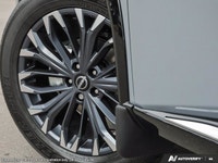 This Nissan Rogue has a strong Intercooled Turbo Regular Unleaded I-3 1.5 L/91 engine powering this... (image 8)